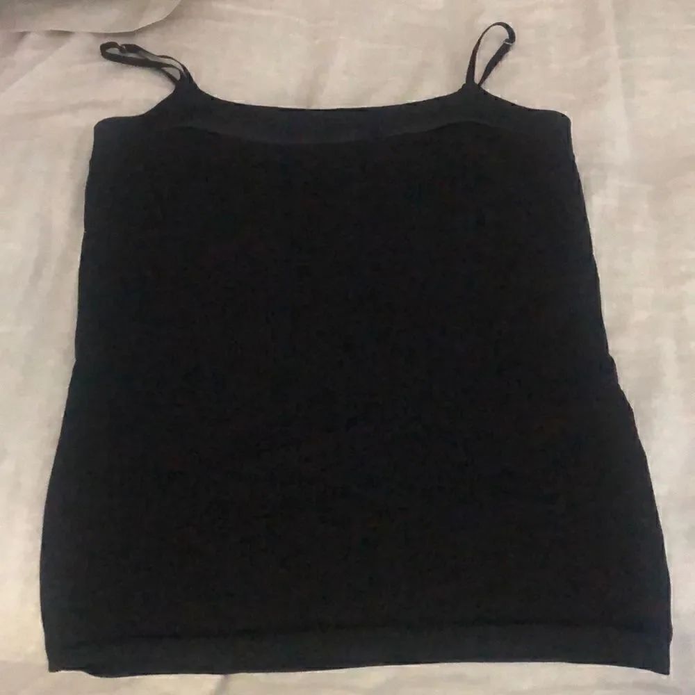 Banana Republic black cami sz S with satin trim